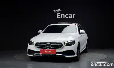 Mercedes-Benz E-Class 2020 2.0 гидро в Москве № 2129426, миниатюра 2