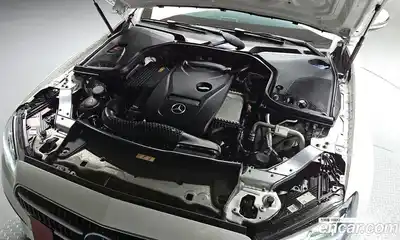 Mercedes-Benz E-Class 2020 2.0 гидро в Москве № 2129426, миниатюра 5