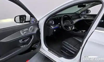Mercedes-Benz E-Class 2016 2.0 гидро в Москве № 2129607, миниатюра 10
