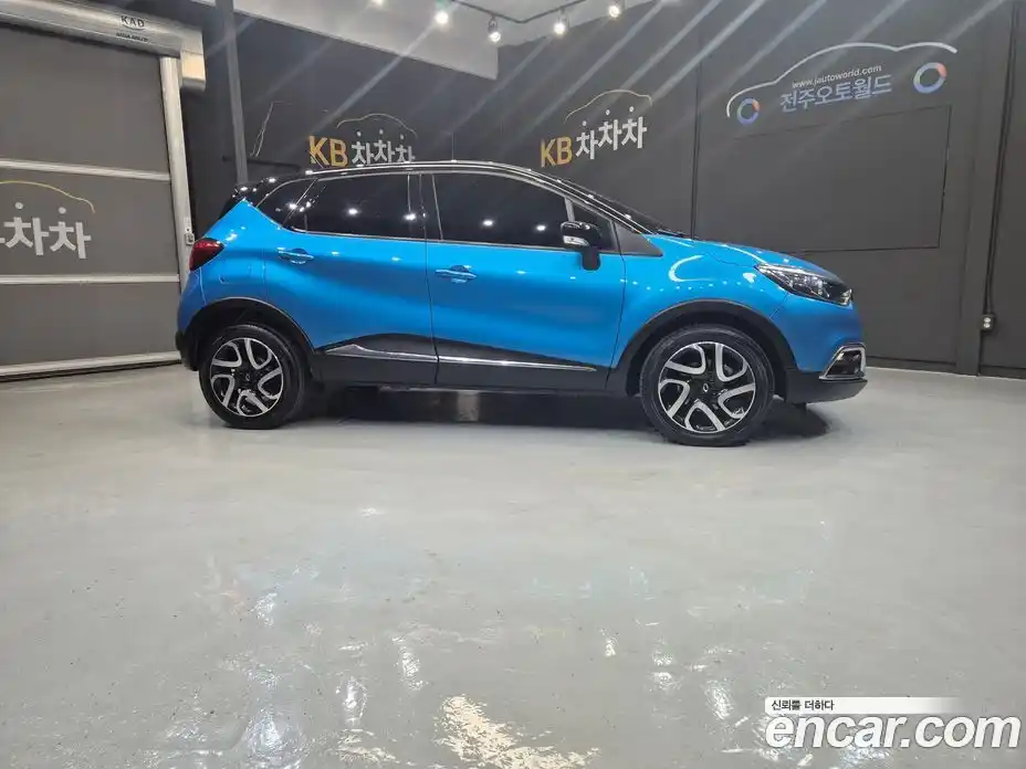 Renault QM3 2016 1.5 гидро в Москве № 2129624, фото 3