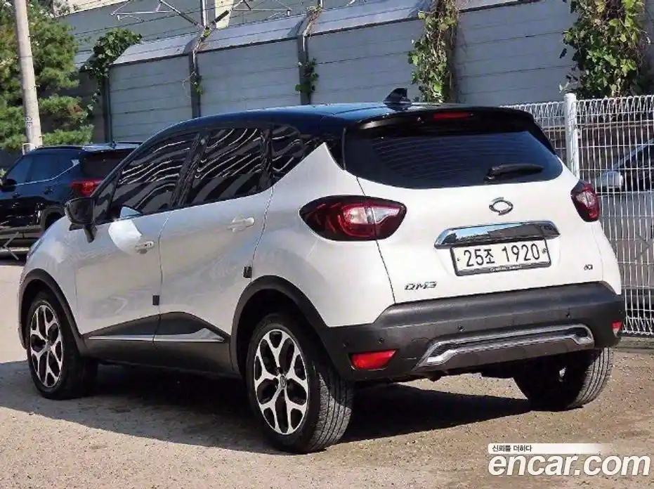 Renault QM3 2018 1.5 гидро в Москве № 2129629, фото 3