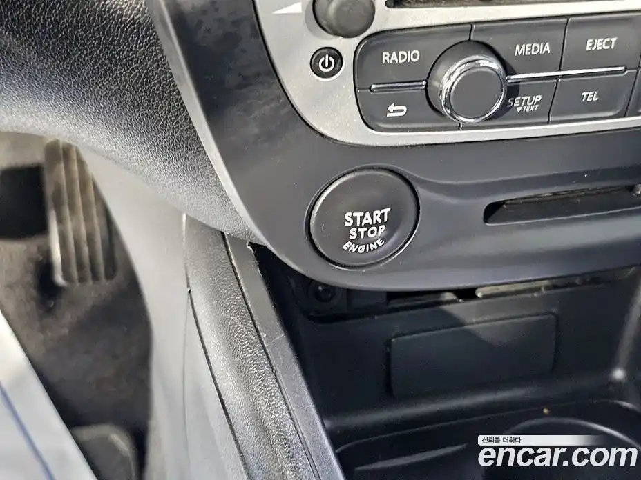 Renault SM3 2015 1.6 гидро в Москве № 2129733, фото 12