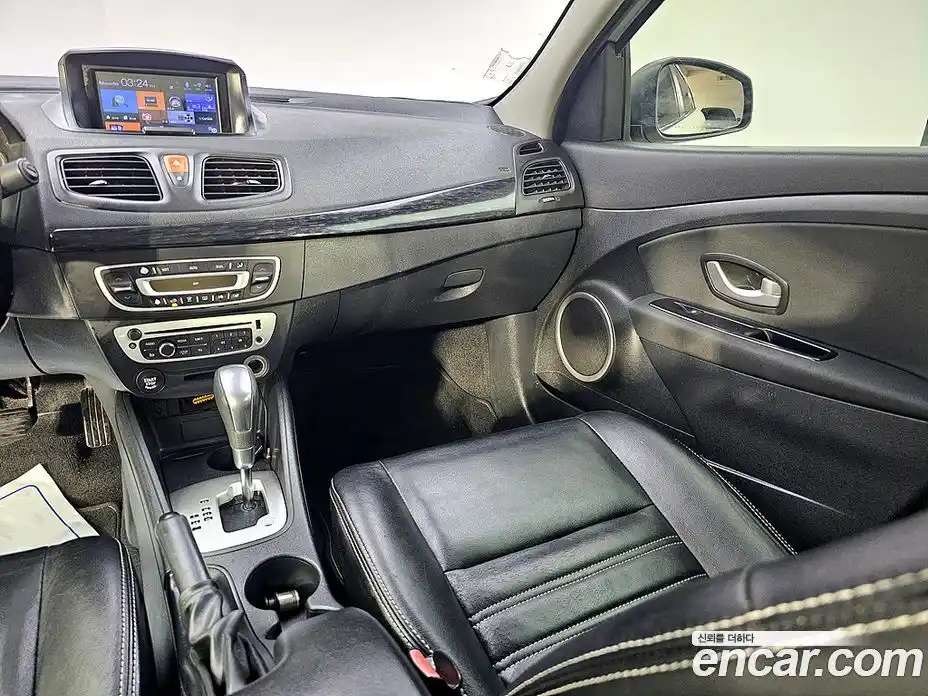 Renault SM3 2015 1.6 гидро в Москве № 2129733, фото 7