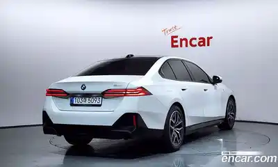 BMW 5-Series 2025 2.0 гидро в Москве № 2129829, миниатюра 2