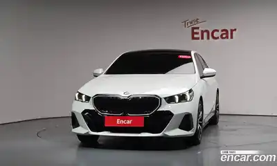 BMW 5-Series 2025 2.0 гидро в Москве № 2129875, миниатюра 2