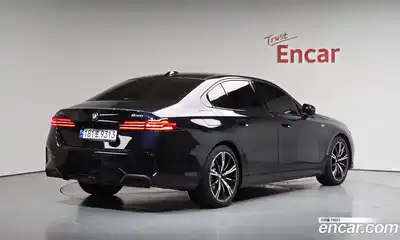BMW 5-Series, 2023