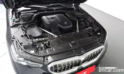 BMW 5-Series 2023 2.0 гидро в Москве № 2129987, миниатюра 5