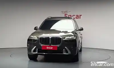 BMW X7 2023 3.0 гидро в Москве № 2130152, миниатюра 2