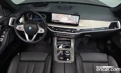 BMW X7 2023 3.0 гидро в Москве № 2130152, миниатюра 9