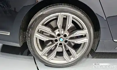 BMW 7-Series 2022 6.6 гидро в Москве № 2130521, миниатюра 5