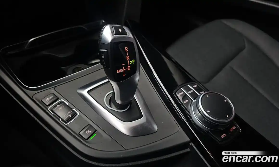 BMW 3-Series 2017 2.0 гидро в Москве № 2130587, фото 12