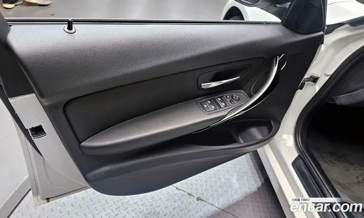 BMW 3-Series 2017 2.0 гидро в Москве № 2130587, фото 14