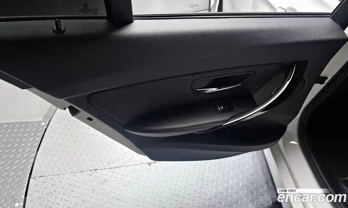 BMW 3-Series 2017 2.0 гидро в Москве № 2130587, фото 15