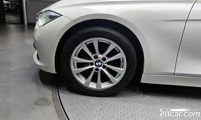 BMW 3-Series 2017 2.0 гидро в Москве № 2130587, миниатюра 5