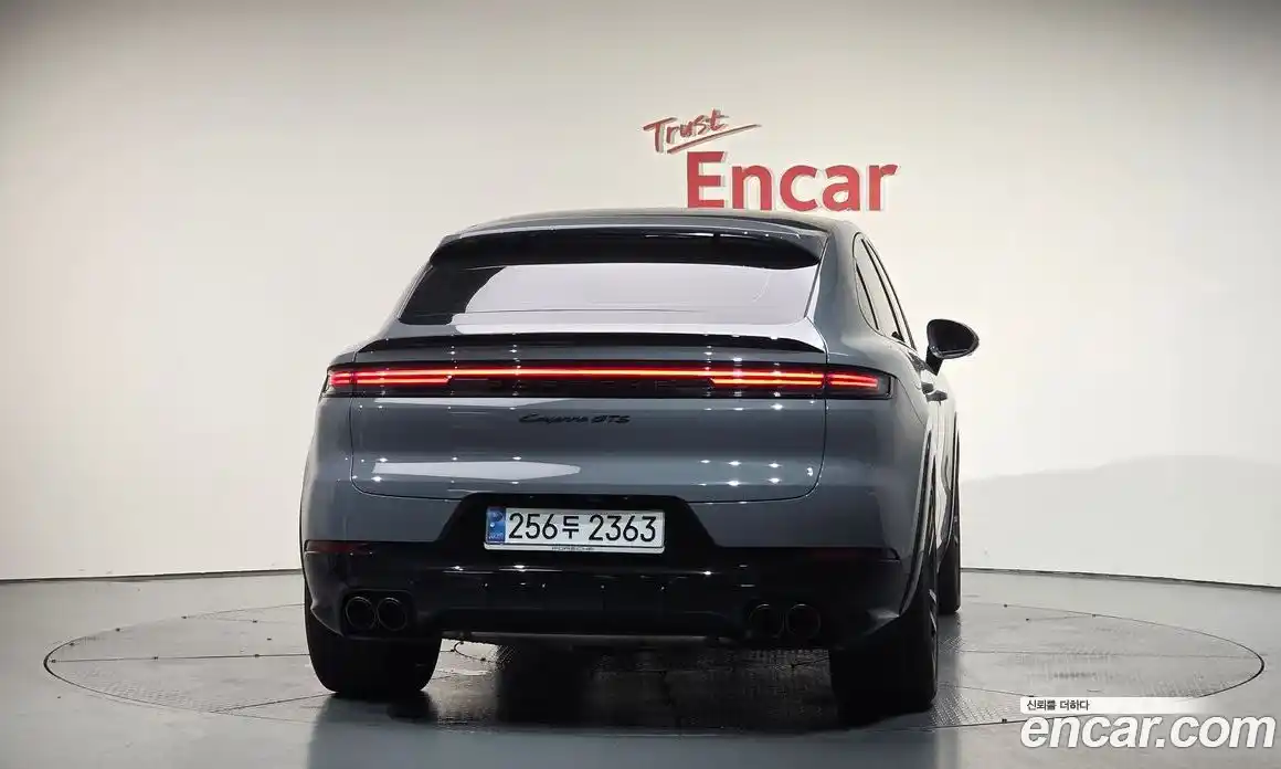 Porsche Cayenne 2024 4.0 гидро в Москве № 213070, фото 3