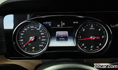Mercedes-Benz E-Class 2019 1.9 гидро в Москве № 2130923, миниатюра 11
