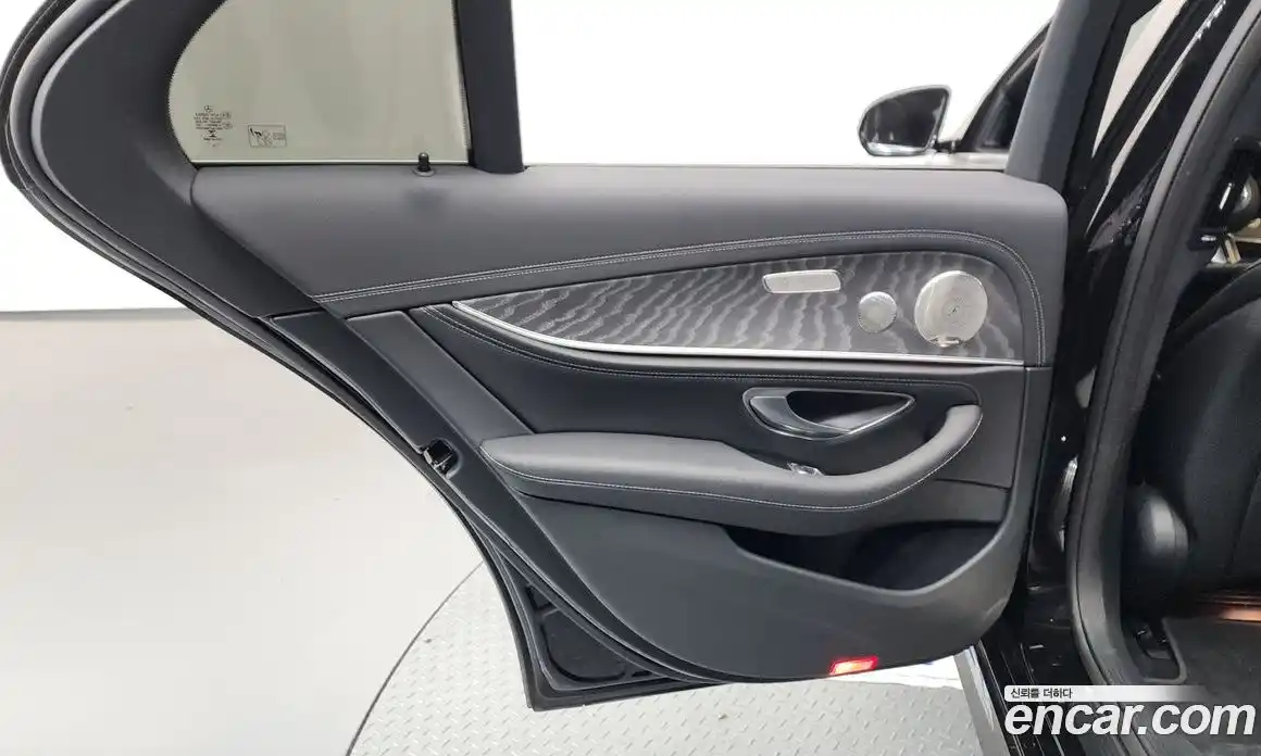 Mercedes-Benz E-Class 2022 2.0 гидро в Москве № 2130957, фото 15