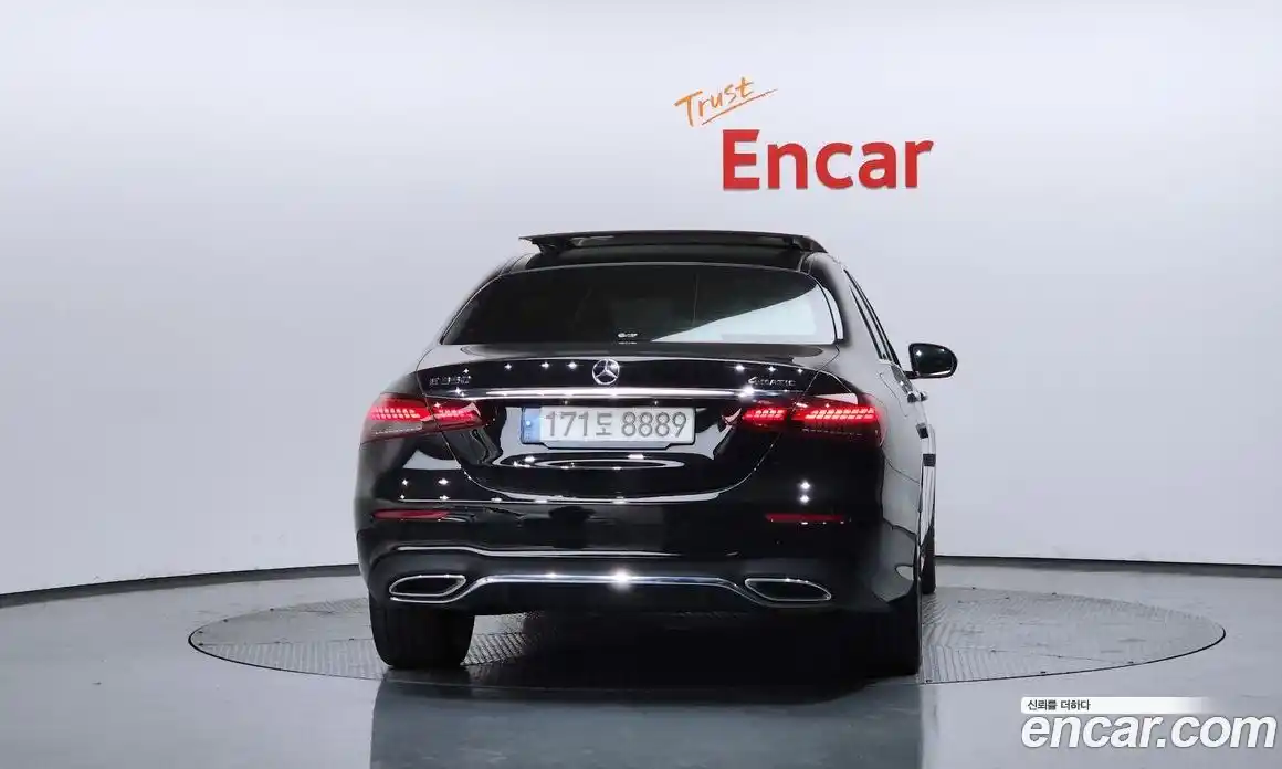 Mercedes-Benz E-Class 2022 2.0 гидро в Москве № 2130957, фото 4