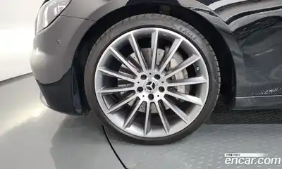 Mercedes-Benz E-Class 2022 2.0 гидро в Москве № 2130957, миниатюра 5