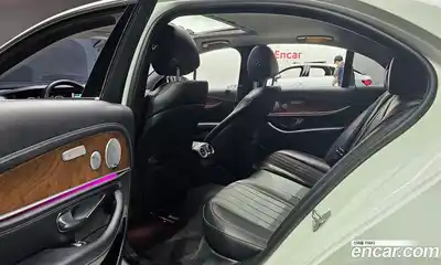 Mercedes-Benz E-Class 2018 2.0 гидро в Москве № 2130959, миниатюра 11