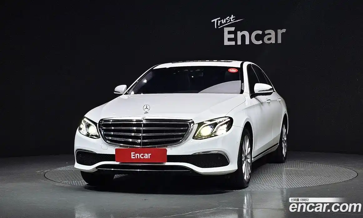 Mercedes-Benz E-Class 2018 2.0 гидро в Москве № 2130959, фото 3