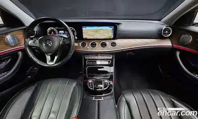 Mercedes-Benz E-Class 2018 2.0 гидро в Москве № 2130959, миниатюра 7