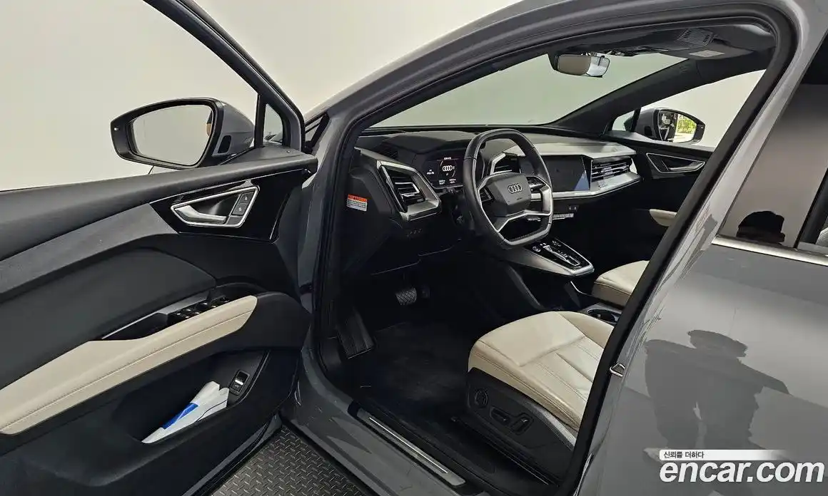 Audi Q4 e-tron 2023 0.2 гидро в Москве № 2131007, фото 12
