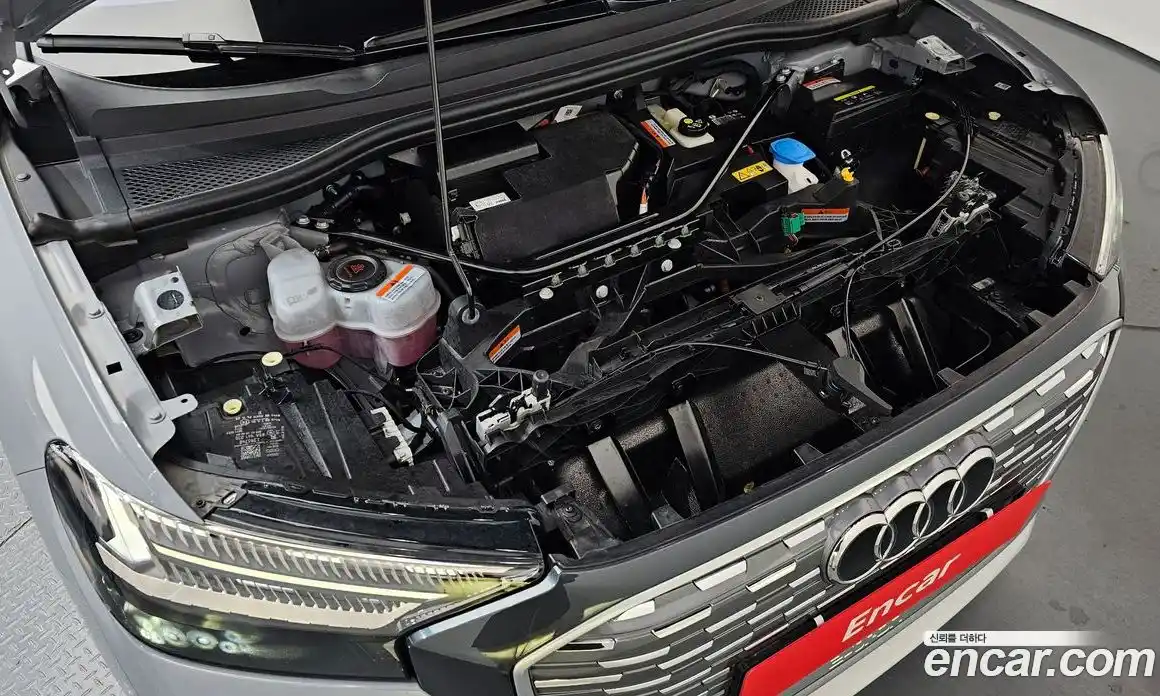 Audi Q4 e-tron 2023 0.2 гидро в Москве № 2131007, фото 5