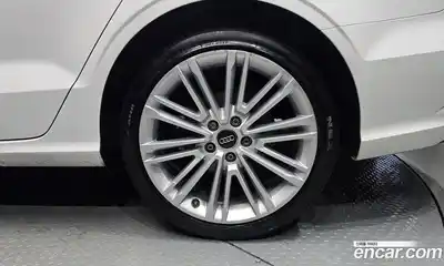 Audi A3 2018 2.0 гидро в Москве № 2131179, миниатюра 7