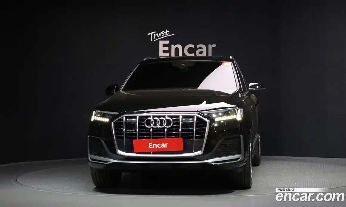 Audi Q7 2022 3.0 гидро в Москве № 2131225, фото 3