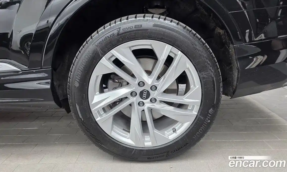 Audi Q7 2022 3.0 гидро в Москве № 2131225, фото 7