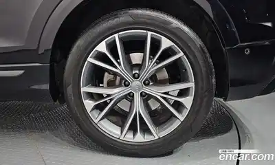 Audi Q8 2020 3.0 гидро в Москве № 2131245, миниатюра 7