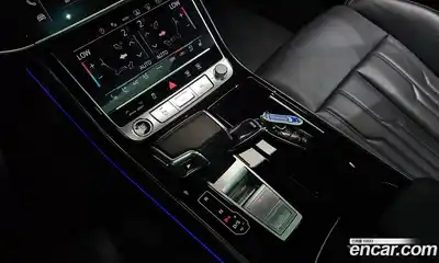 Audi A8 2021 3.0 гидро в Москве № 2131254, миниатюра 12