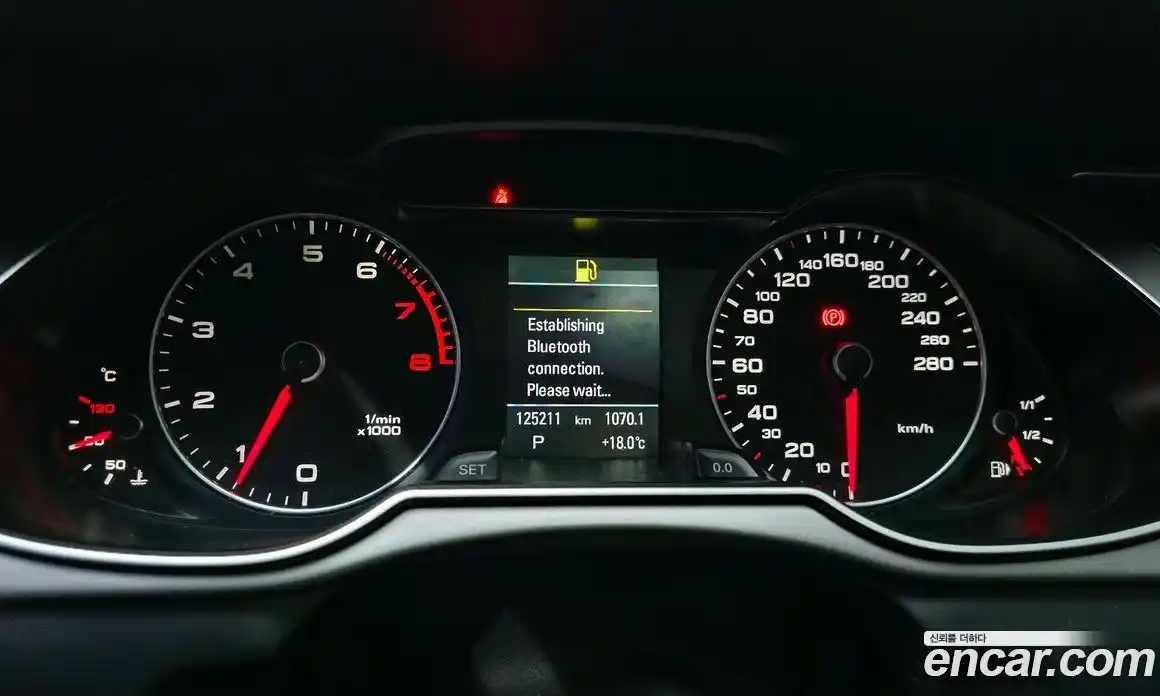 Audi A4 2013 2.0 гидро в Москве № 2131275, фото 8