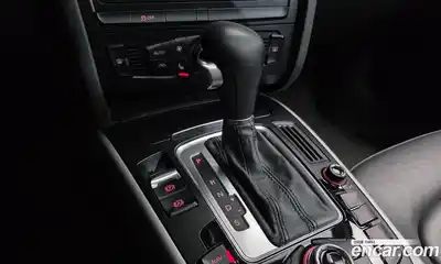 Audi A4 2011 2.0 гидро в Москве № 2131278, миниатюра 9