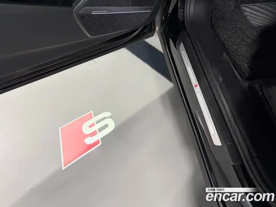 Audi SQ5 2022 3.0 гидро в Москве № 2131399, фото 18