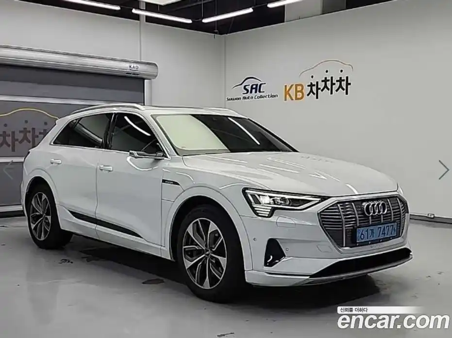 Audi e-tron 2020 гидро в Москве № 2131479, фото 4