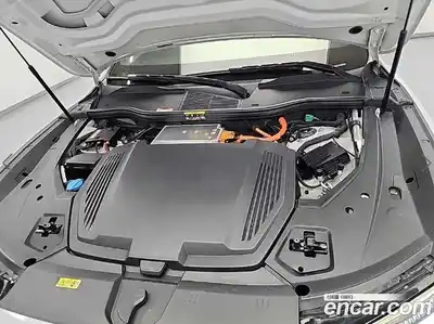 Audi e-tron 2020 гидро в Москве № 2131479, миниатюра 5