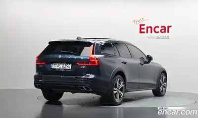 Volvo V60 2021 2.0 гидро в Москве № 2131520, миниатюра 2