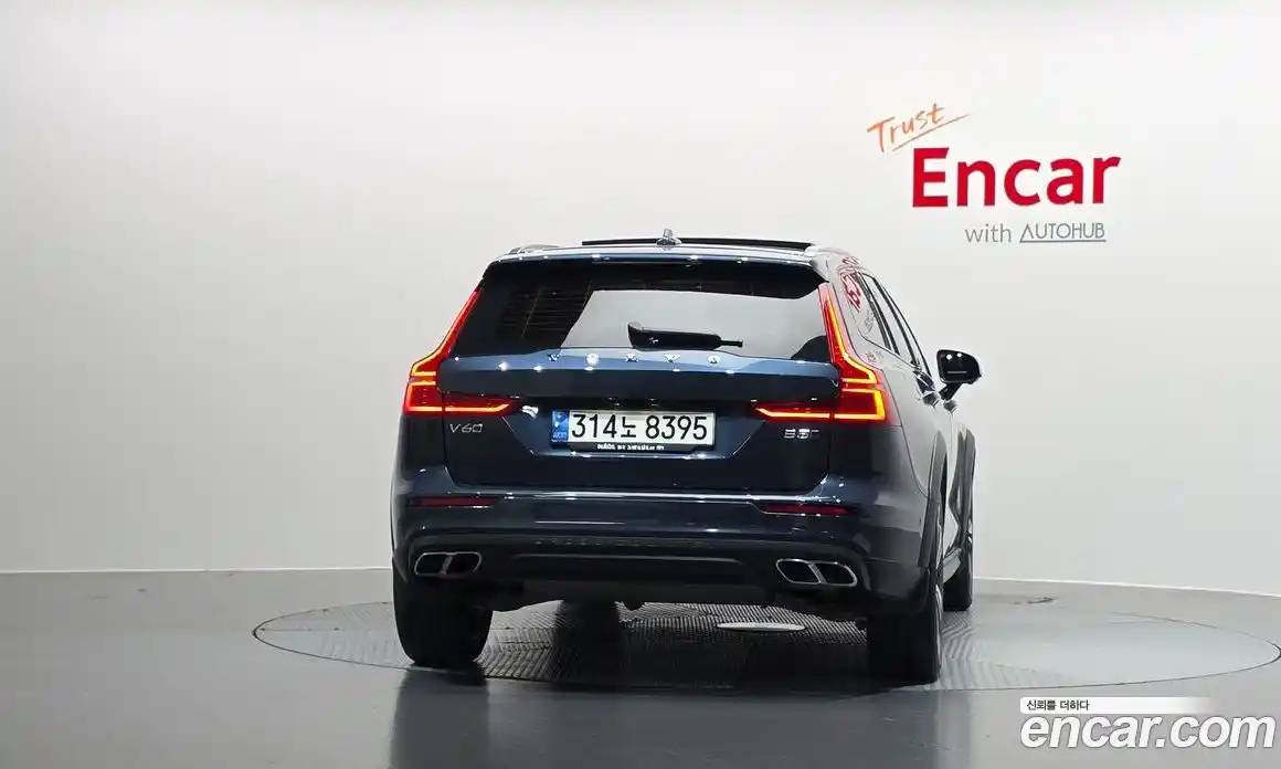 Volvo V60 2021 2.0 гидро в Москве № 2131520, фото 4