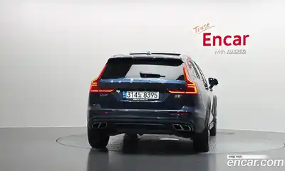 Volvo V60 2021 2.0 гидро в Москве № 2131520, миниатюра 4