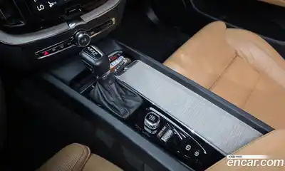 Volvo XC60 2019 2.0 гидро в Москве № 2131549, миниатюра 12