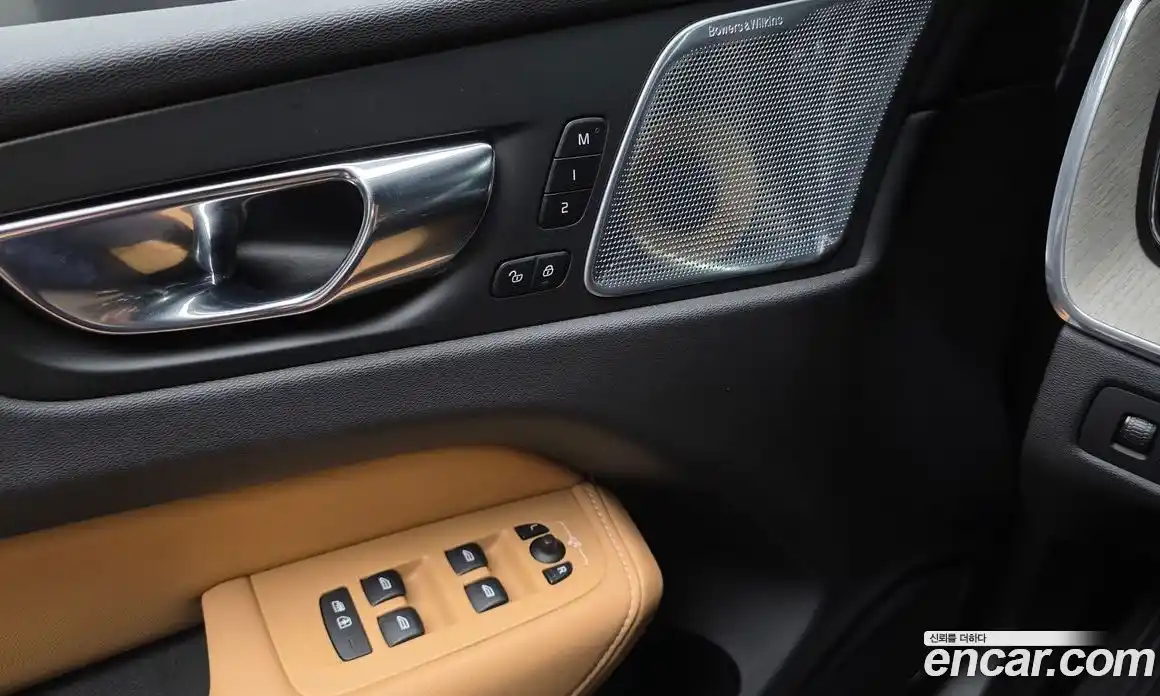 Volvo XC60 2019 2.0 гидро в Москве № 2131549, фото 26