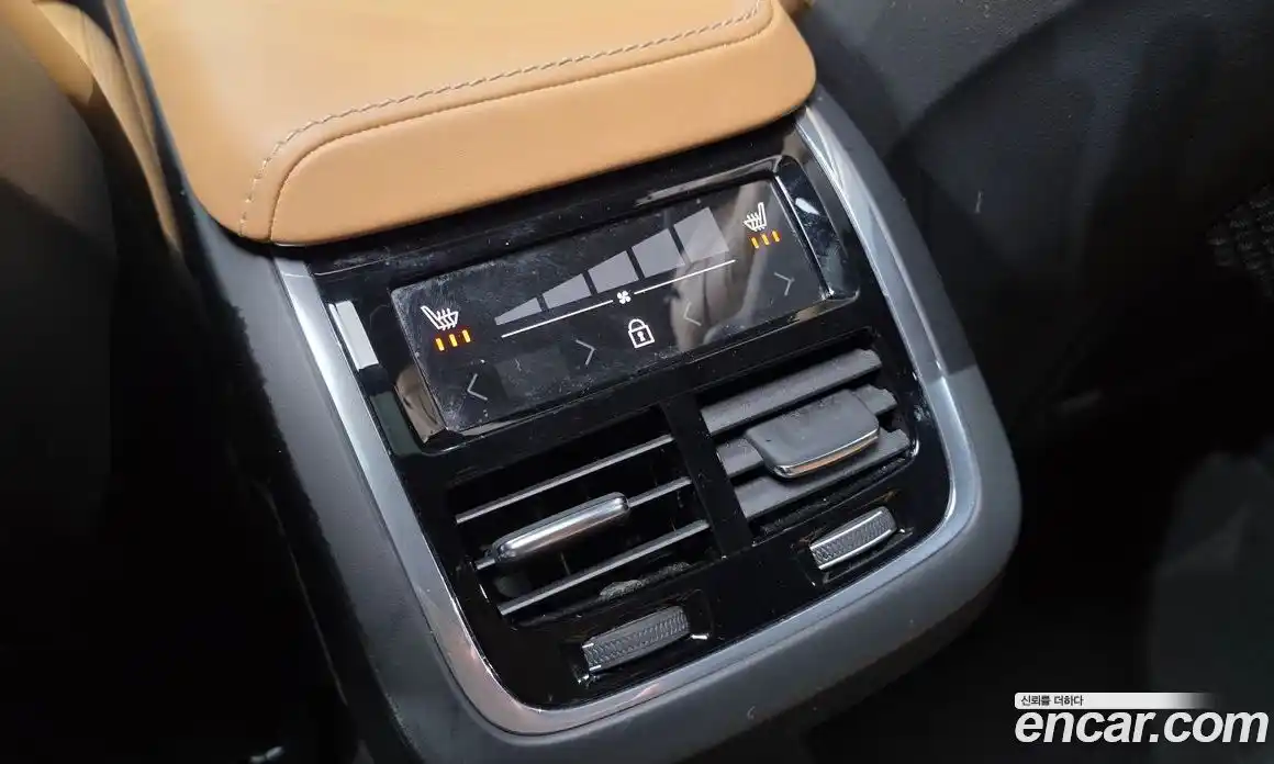 Volvo XC60 2019 2.0 гидро в Москве № 2131549, фото 28