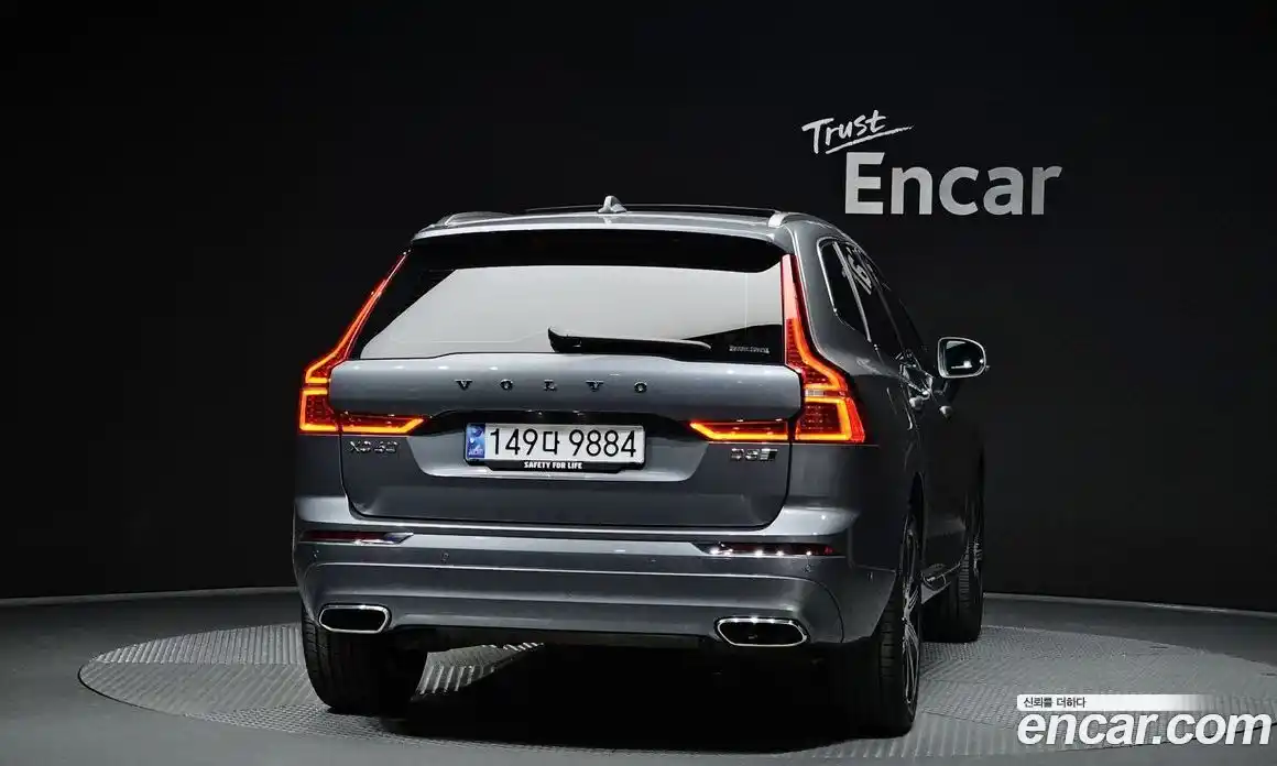 Volvo XC60 2019 2.0 гидро в Москве № 2131549, фото 4