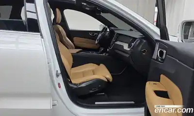 Volvo XC60 2018 2.0 гидро в Москве № 2131585, миниатюра 11