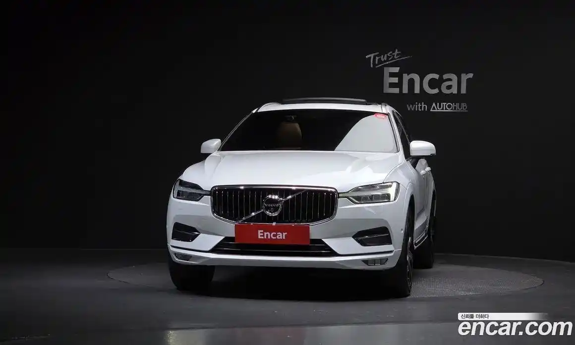 Volvo XC60 2018 2.0 гидро в Москве № 2131585, фото 3