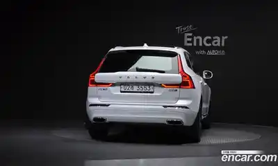 Volvo XC60 2018 2.0 гидро в Москве № 2131585, миниатюра 4