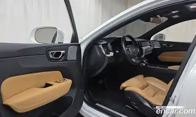 Volvo XC60 2018 2.0 гидро в Москве № 2131585, миниатюра 10