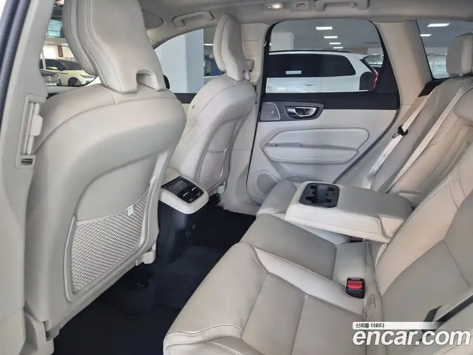 Volvo XC60 2026 2.0 гидро в Москве № 2131599, фото 14